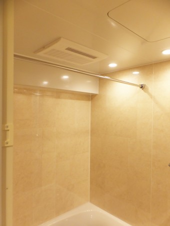 アクアネオで快適ミストシャワー　爽快感抜群のユニットバス